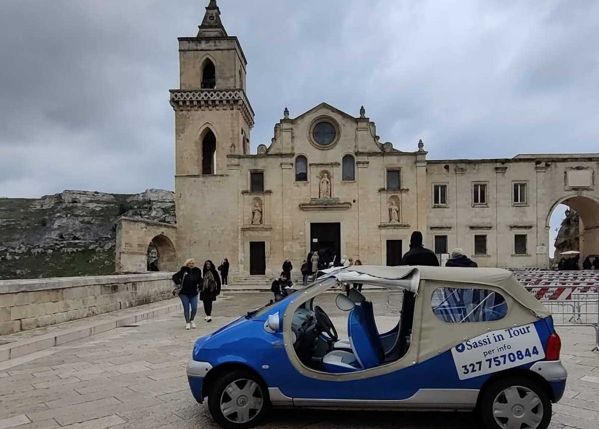 Visita guidata dei sassi in auto Cantomat
